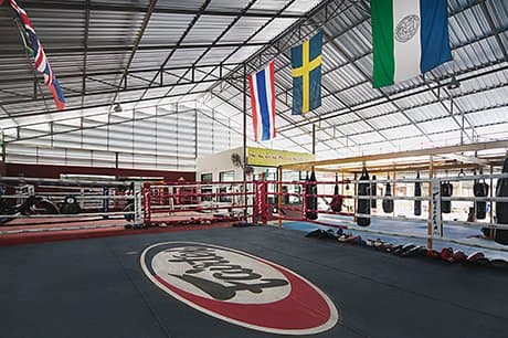 Santai Muay Thai Gym logo