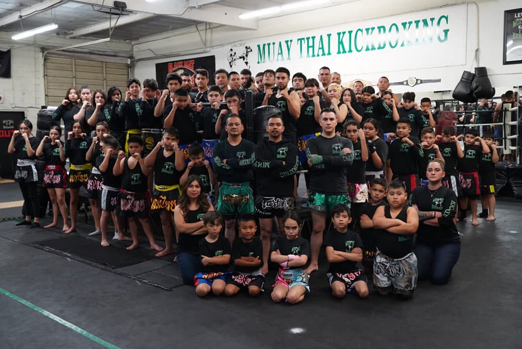 Valdez Muay Thai Kickboxing logo