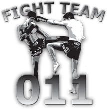 Kik boks i muay thai klub 011 logo