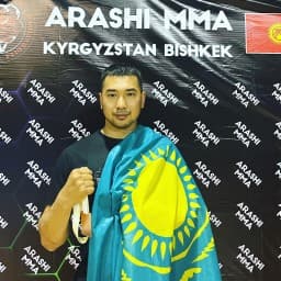 AMANOV TEAM logo