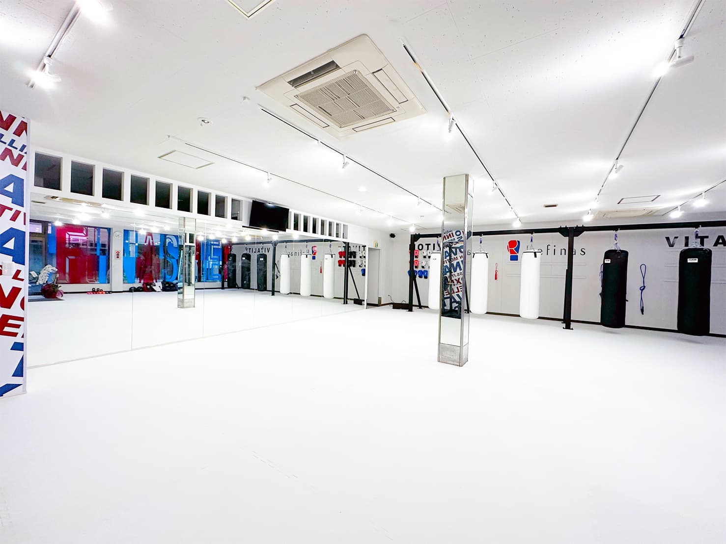 Main image of Kickboxing Studio Refinas Yokohama