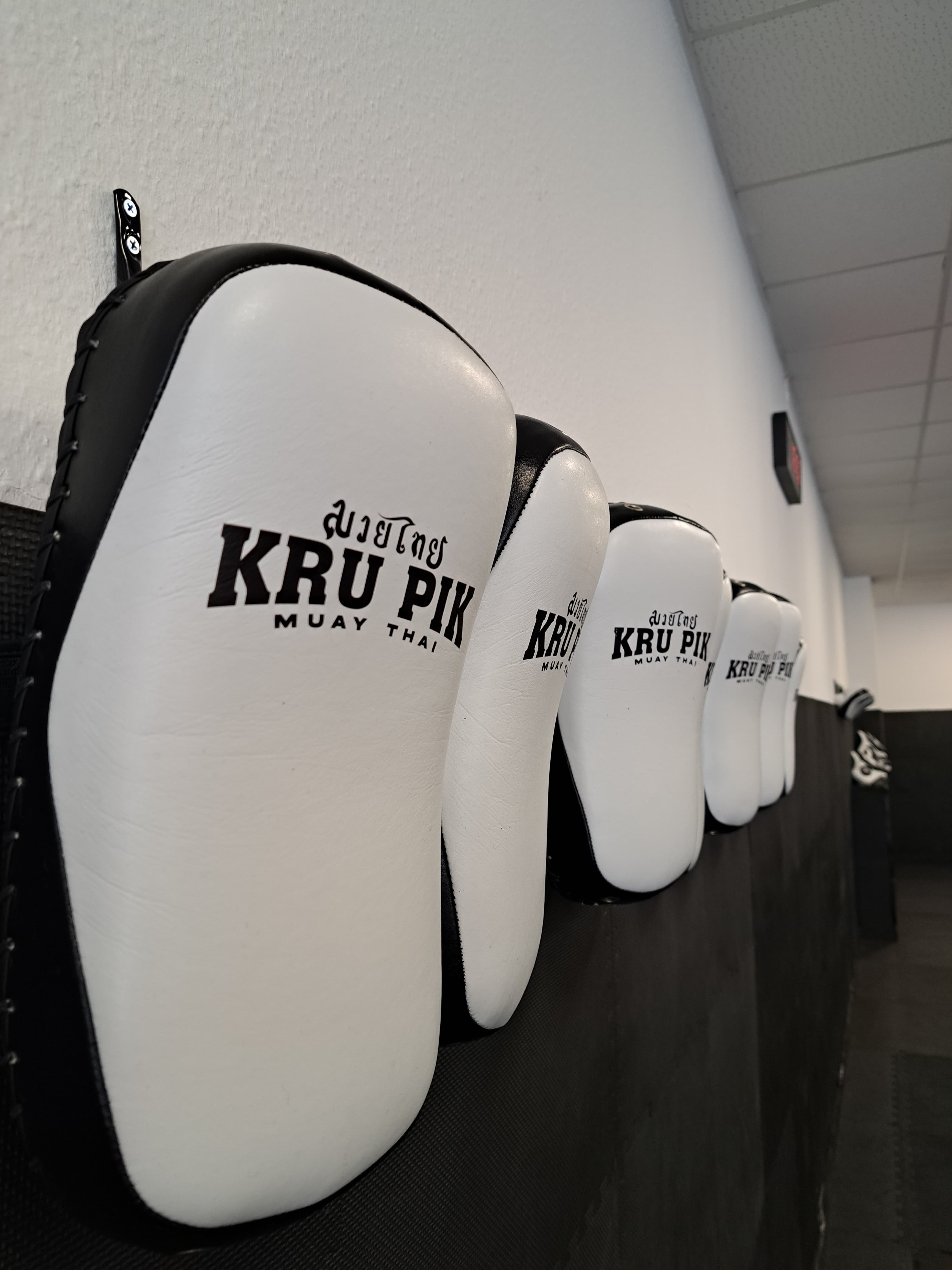 Main image of Kru Pik Muay Thai