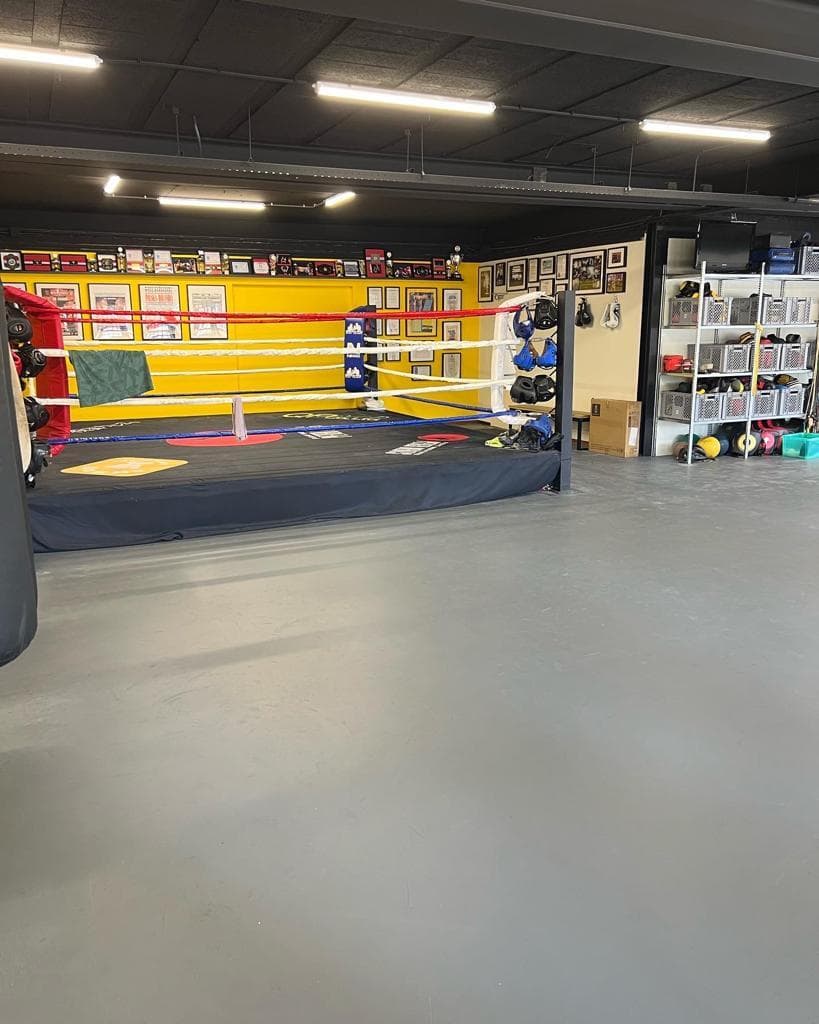 Muscle-fit Boxing & Fitness logo