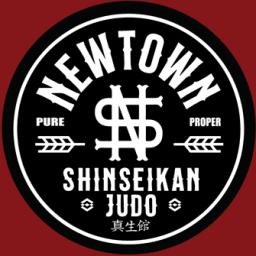 Newtown Shinseikan logo