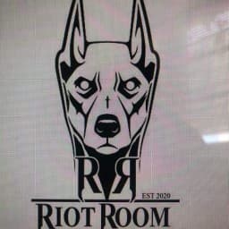 RIOT ROOM logo