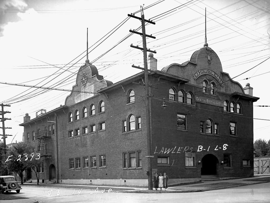 Main image of Washington Hall